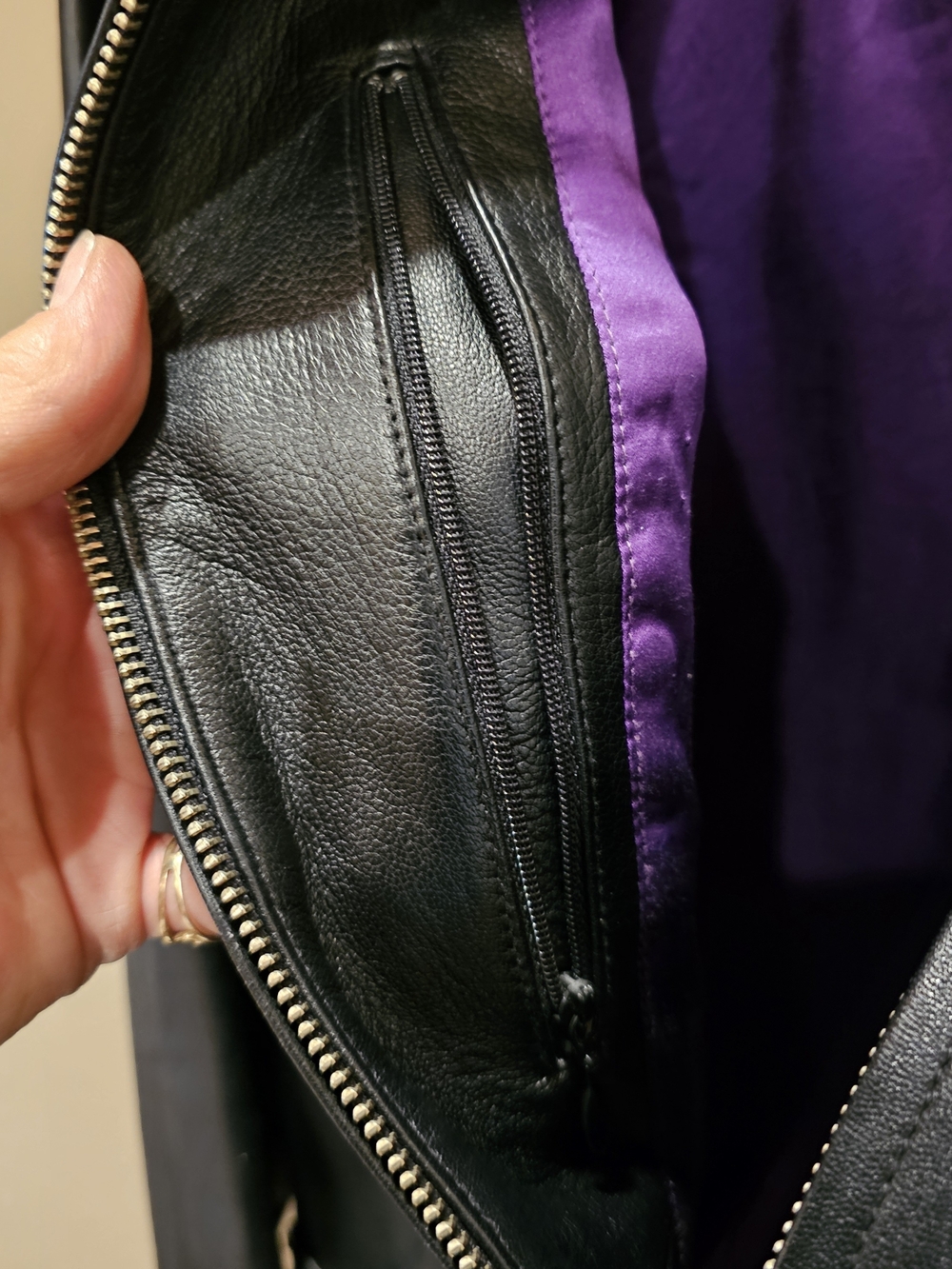 Harley-Davidson Black Leather 100% Silk Lining With Crystal Back Logo - Picture 8 of 11